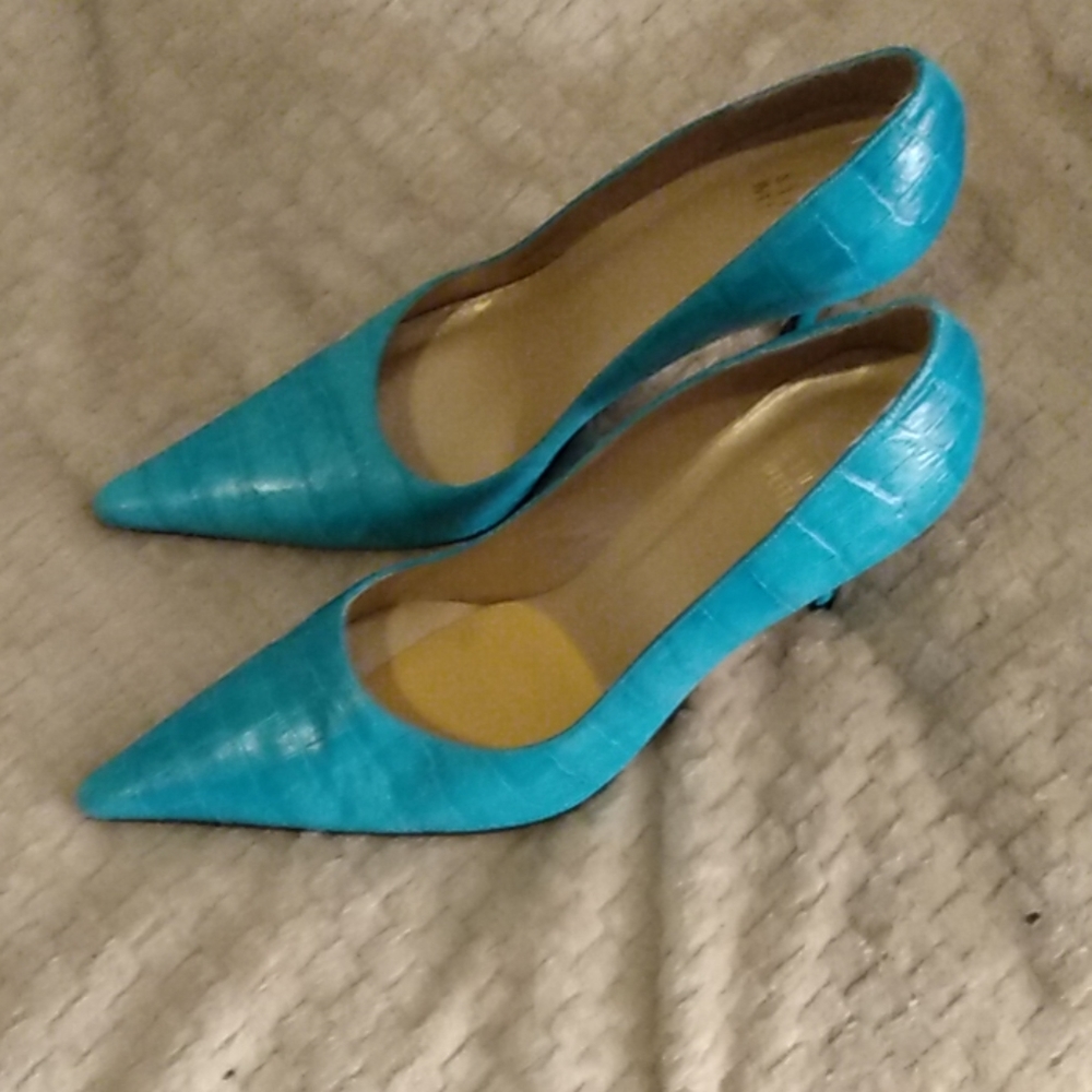 Stuart Weitzman Aqua Snake Skin Embosed High Heels